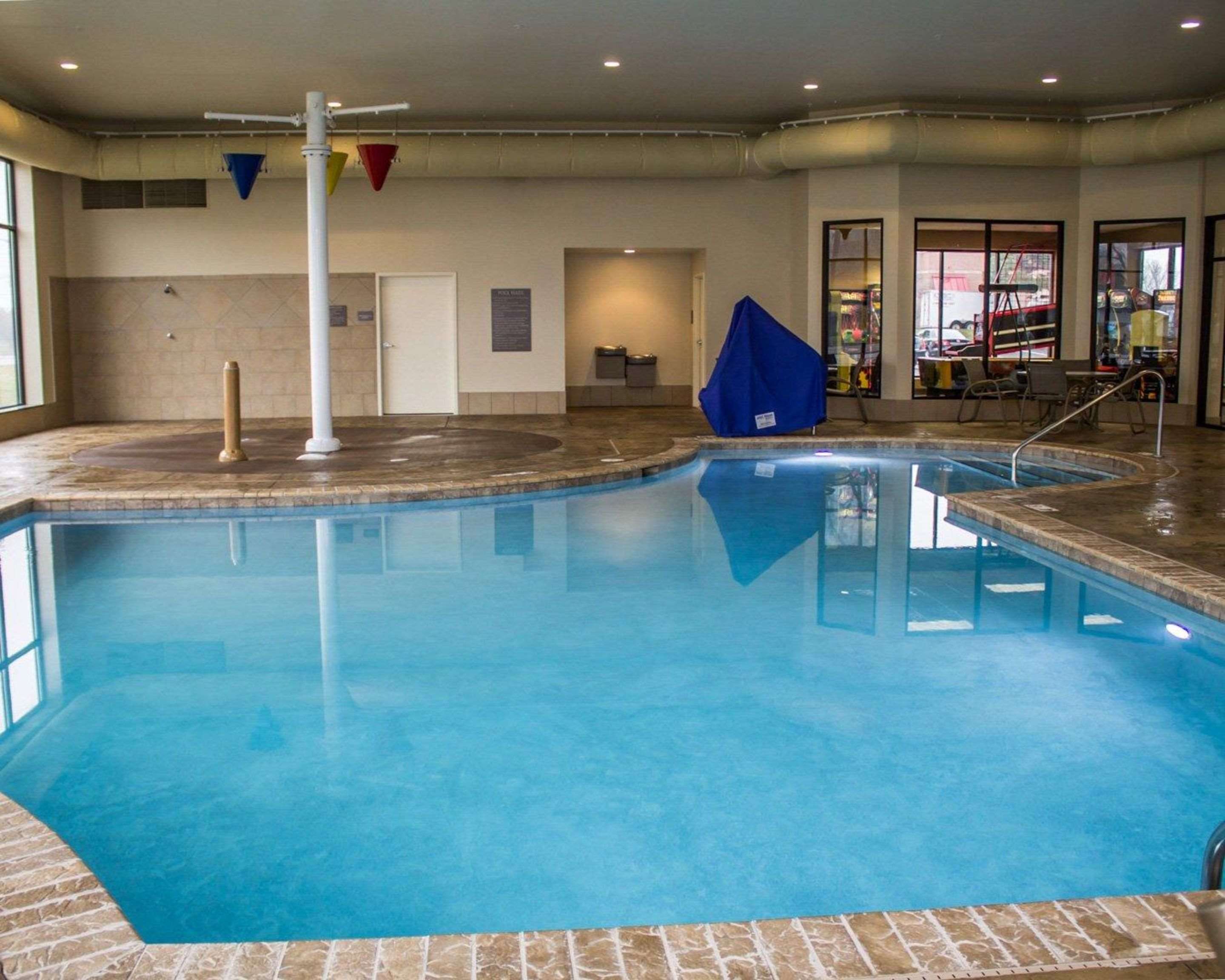 Indoor heated pool | Comfort Inn & Suites
