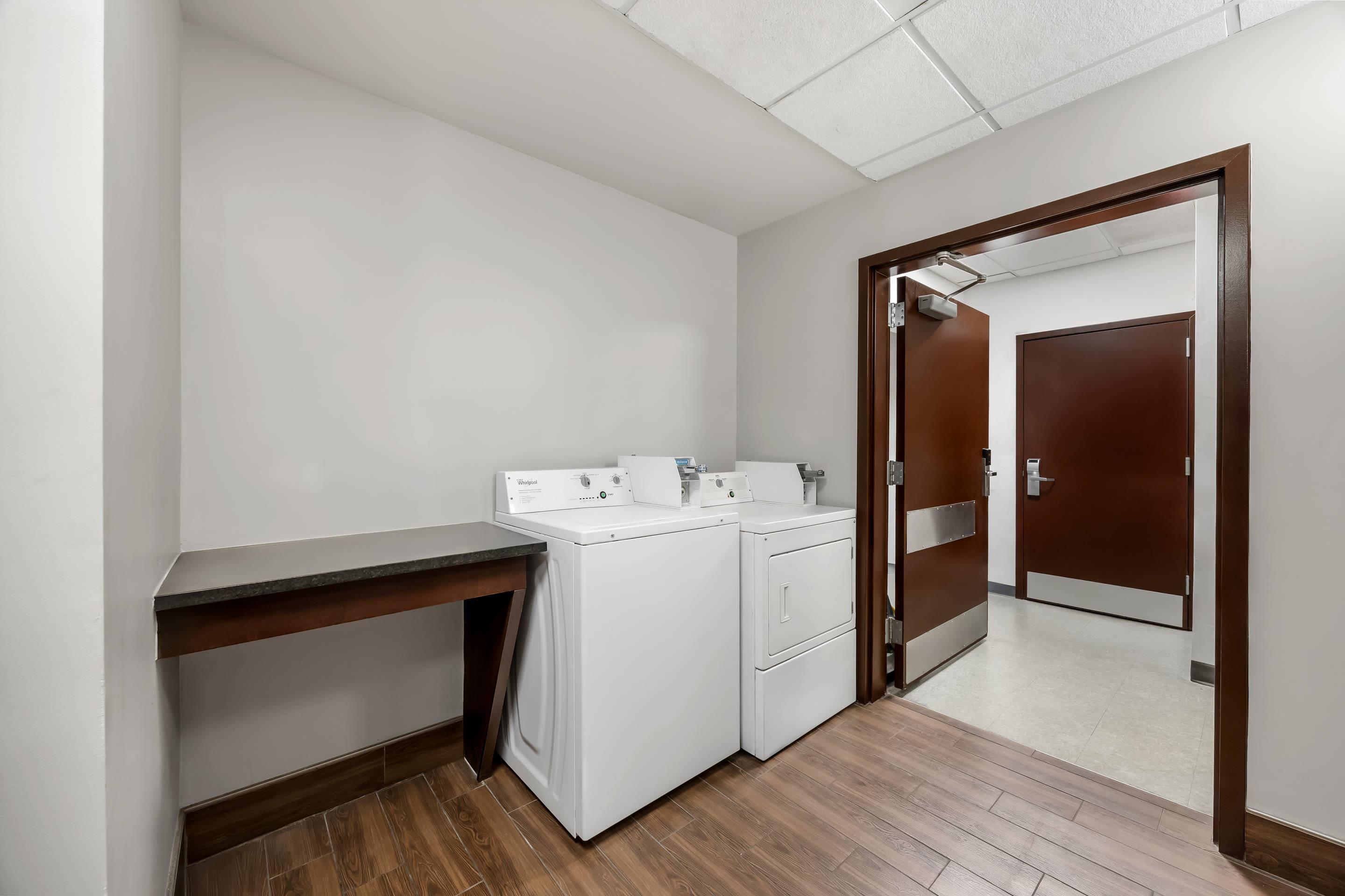 Guest laundry facilities | Comfort Suites Perrysburg - Toledo South