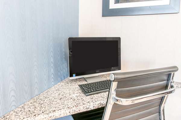 Conference Area - Quality Inn Findlay - I-75, Exit 159