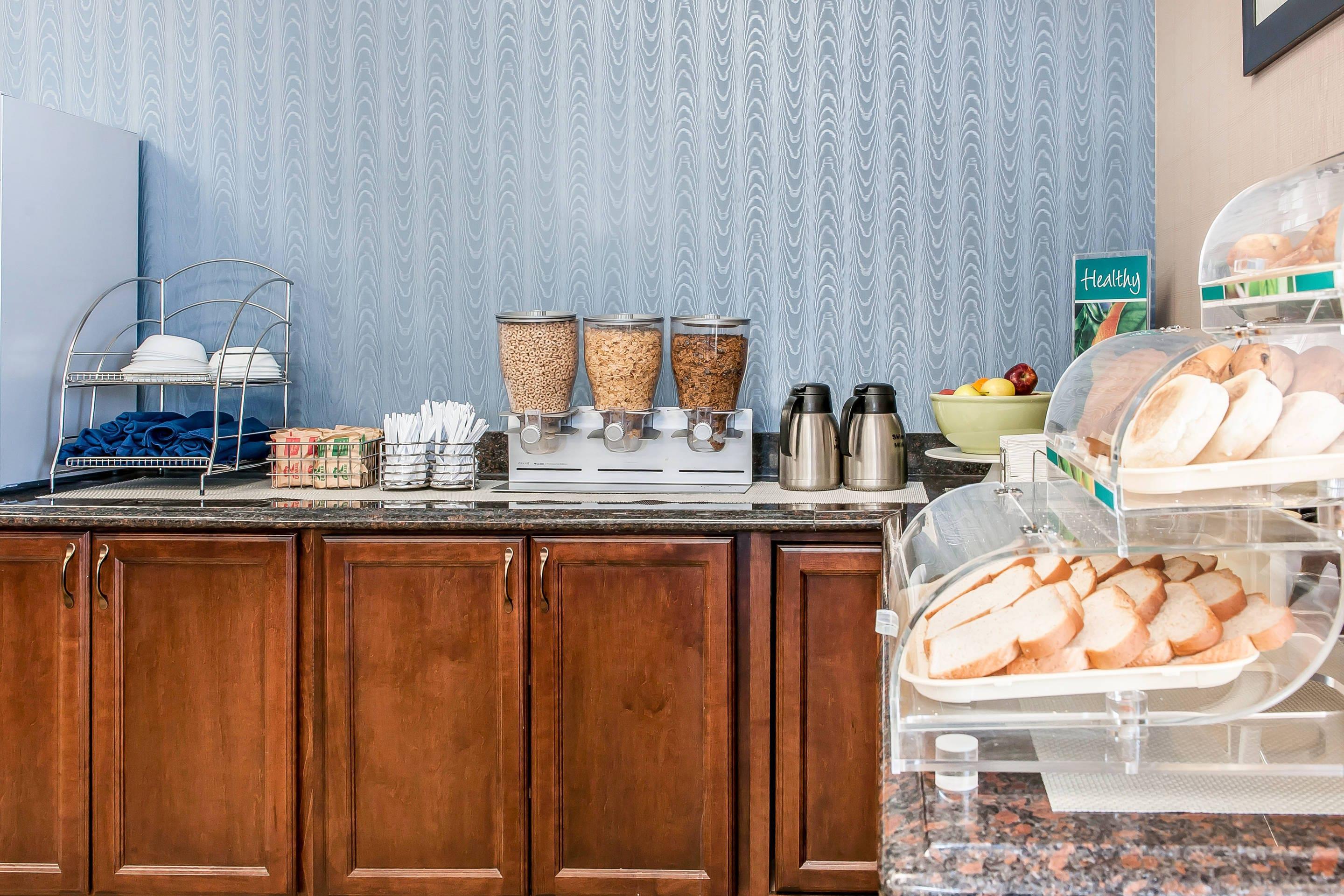 Breakfast counter