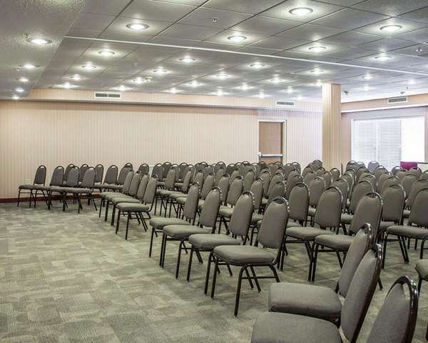 - Quality Inn & Suites Conference Center Bellville - I-71, Exit 165