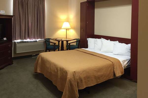  - Quality Inn & Suites Conference Center Bellville - I-71, Exit 165