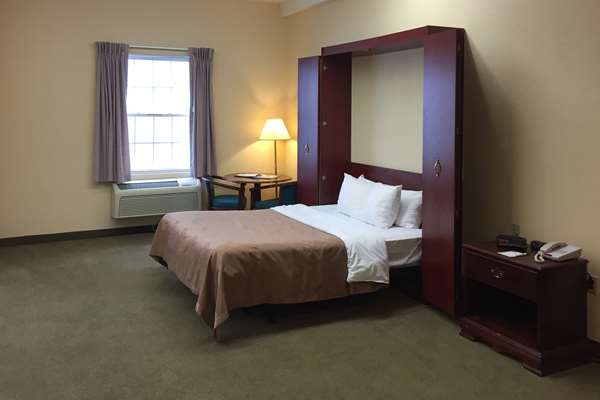  - Quality Inn & Suites Conference Center Bellville - I-71, Exit 165