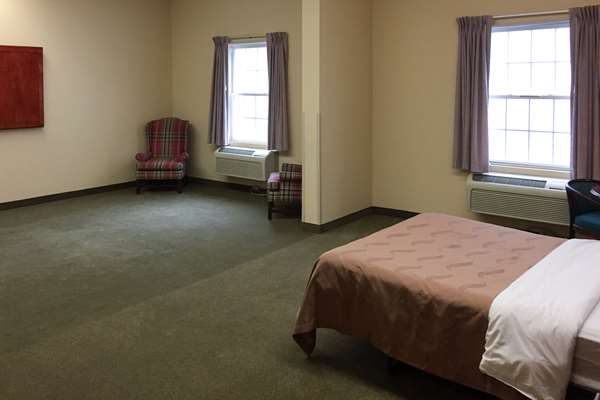  - Quality Inn & Suites Conference Center Bellville - I-71, Exit 165