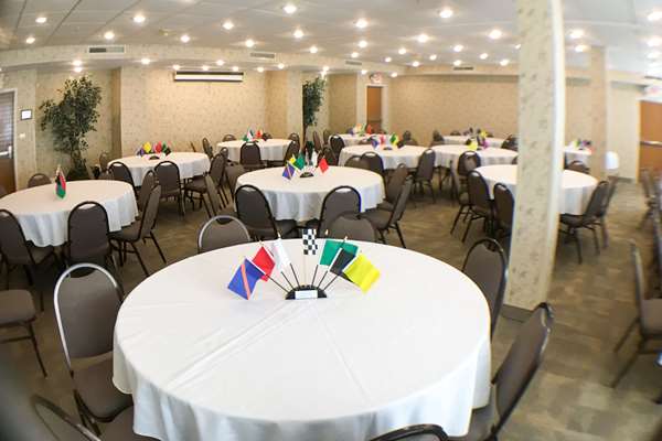  - Quality Inn & Suites Conference Center Bellville - I-71, Exit 165