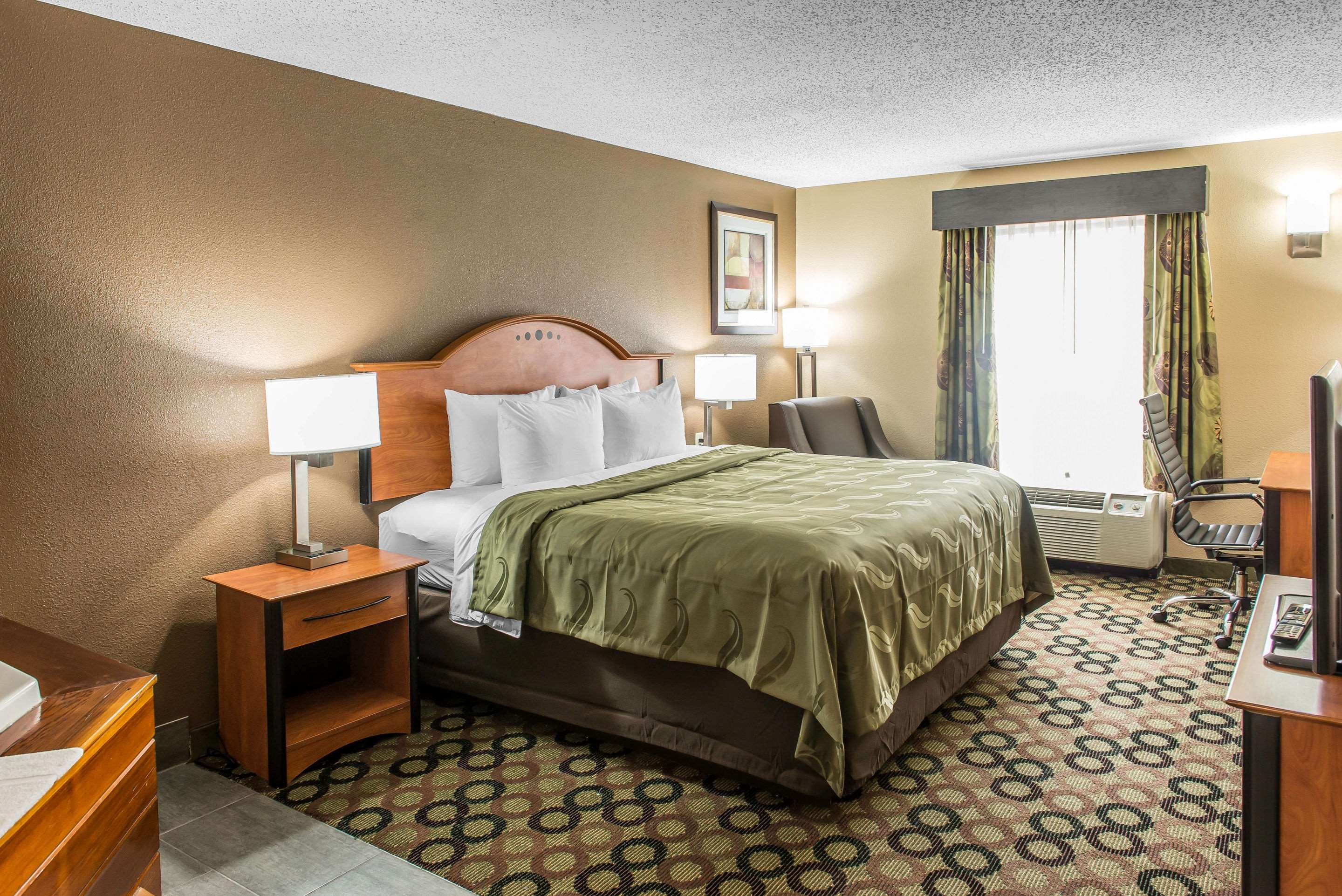 Hotel exterior | Quality Inn & Suites Columbus West - Hilliard