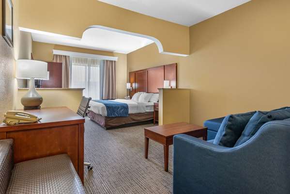  - Comfort Suites Findlay - I-75, Exit 161