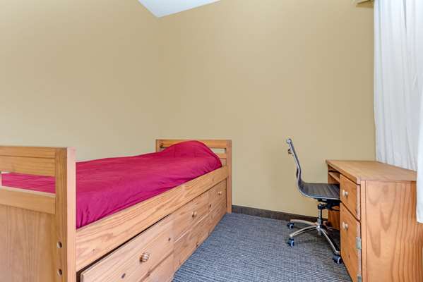  - Comfort Suites Findlay - I-75, Exit 161