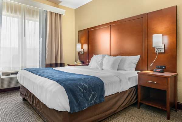  - Comfort Suites Findlay - I-75, Exit 161