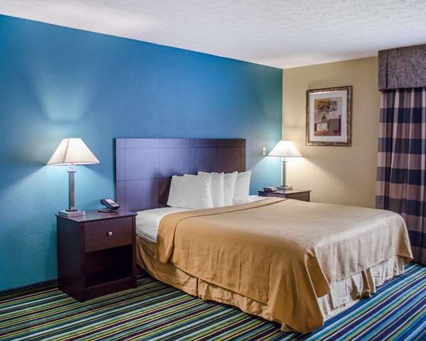  - Quality Inn & Suites Medina - I-71, Exit 218
