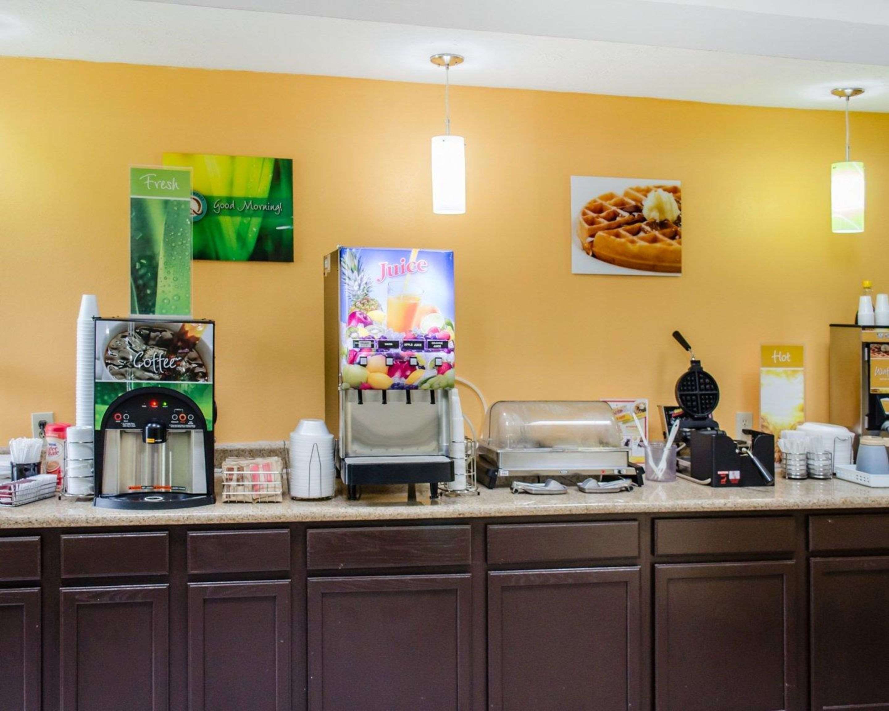 Free hot breakfast | Quality Inn & Suites Medina - Akron West