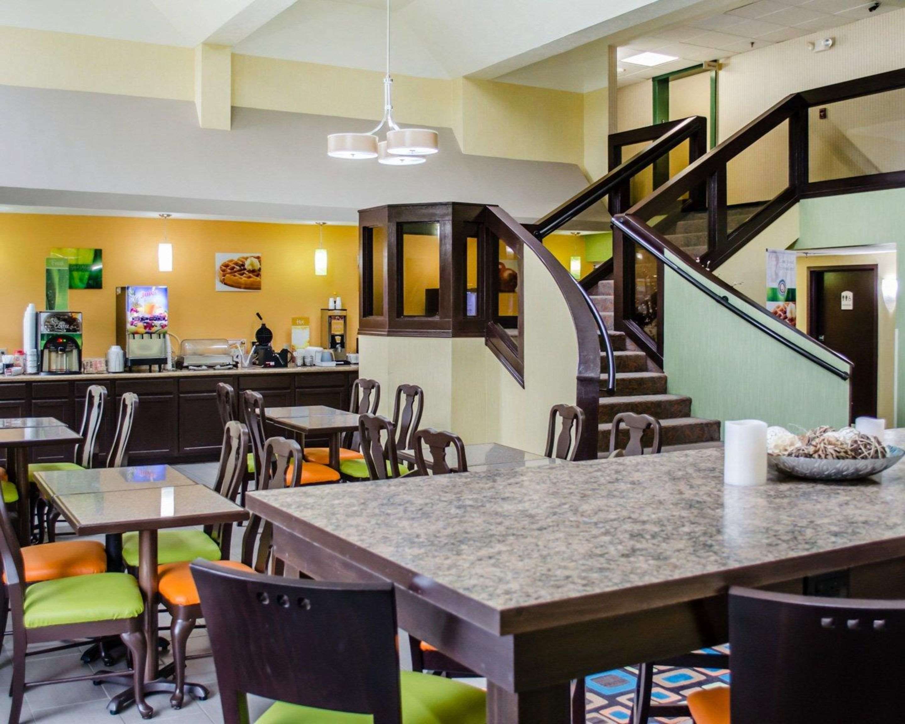 Free hot breakfast | Quality Inn & Suites Medina - Akron West