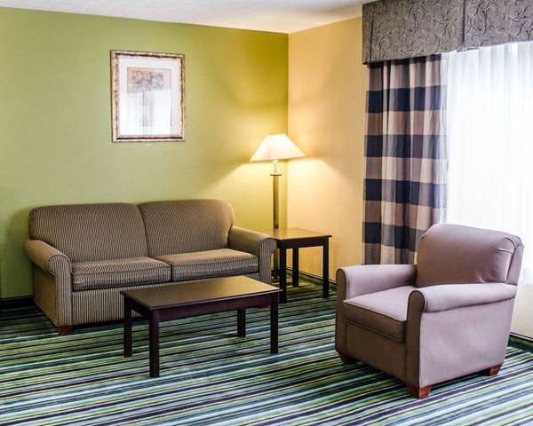 Suite - Quality Inn & Suites Medina - I-71, Exit 218