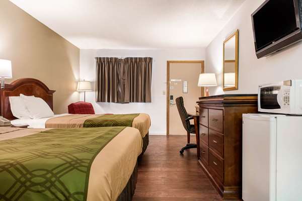  - Econo Lodge Airport Holland - I-475, Exit 8