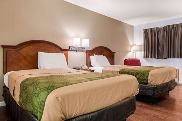  - Econo Lodge Airport Holland - I-475, Exit 8