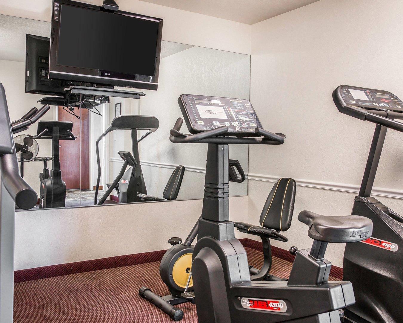 Exercise room | Quality Inn Holland