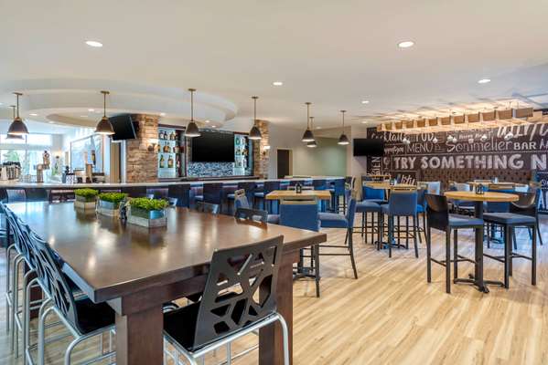 Restaurant - Cambria Hotel Akron-Canton Airport Uniontown