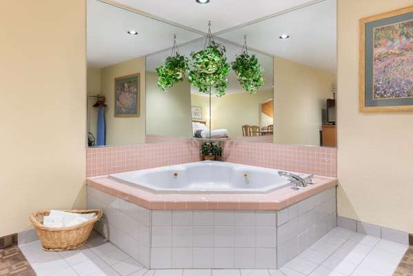 Suite - Quality Inn Washington Court House Jeffersonville