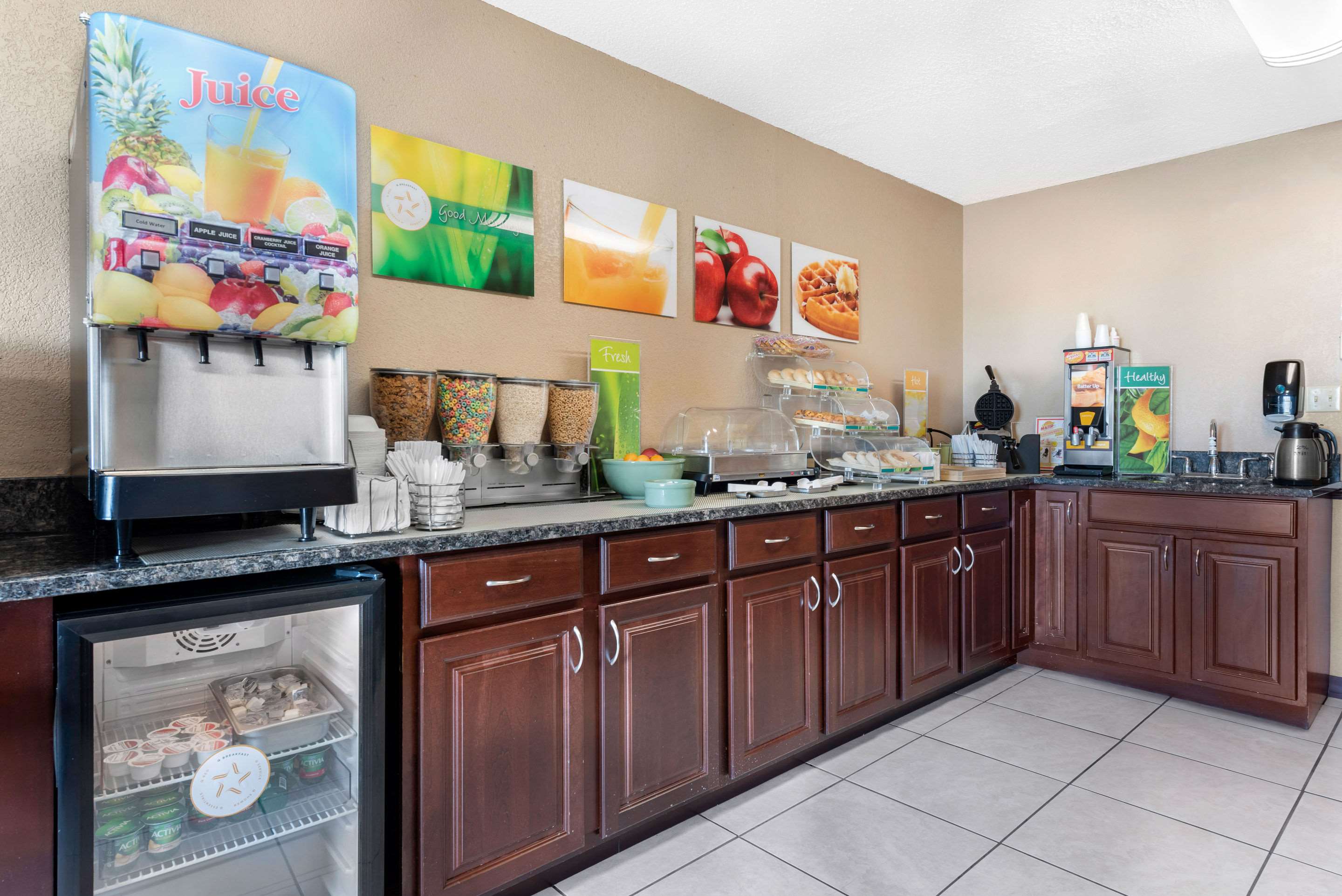 Free hot breakfast | Quality Inn Washington Court House