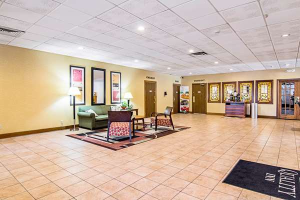  - Quality Inn & Conference Center Fremont - I-80 & I-90, Exit 91