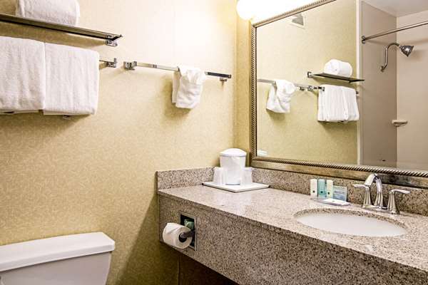  - Quality Inn & Conference Center Fremont - I-80 & I-90, Exit 91