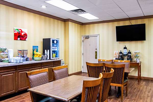 Amenities - Quality Inn & Conference Center Fremont - I-80 & I-90, Exit 91