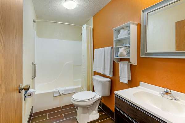  - Quality Inn Wooster