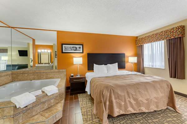 Suite - Quality Inn Wooster