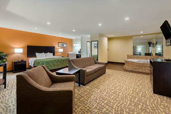 Suite - Quality Inn Wooster