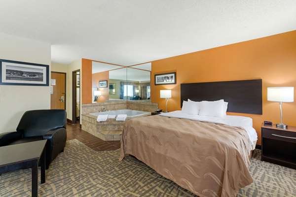 Suite - Quality Inn Wooster