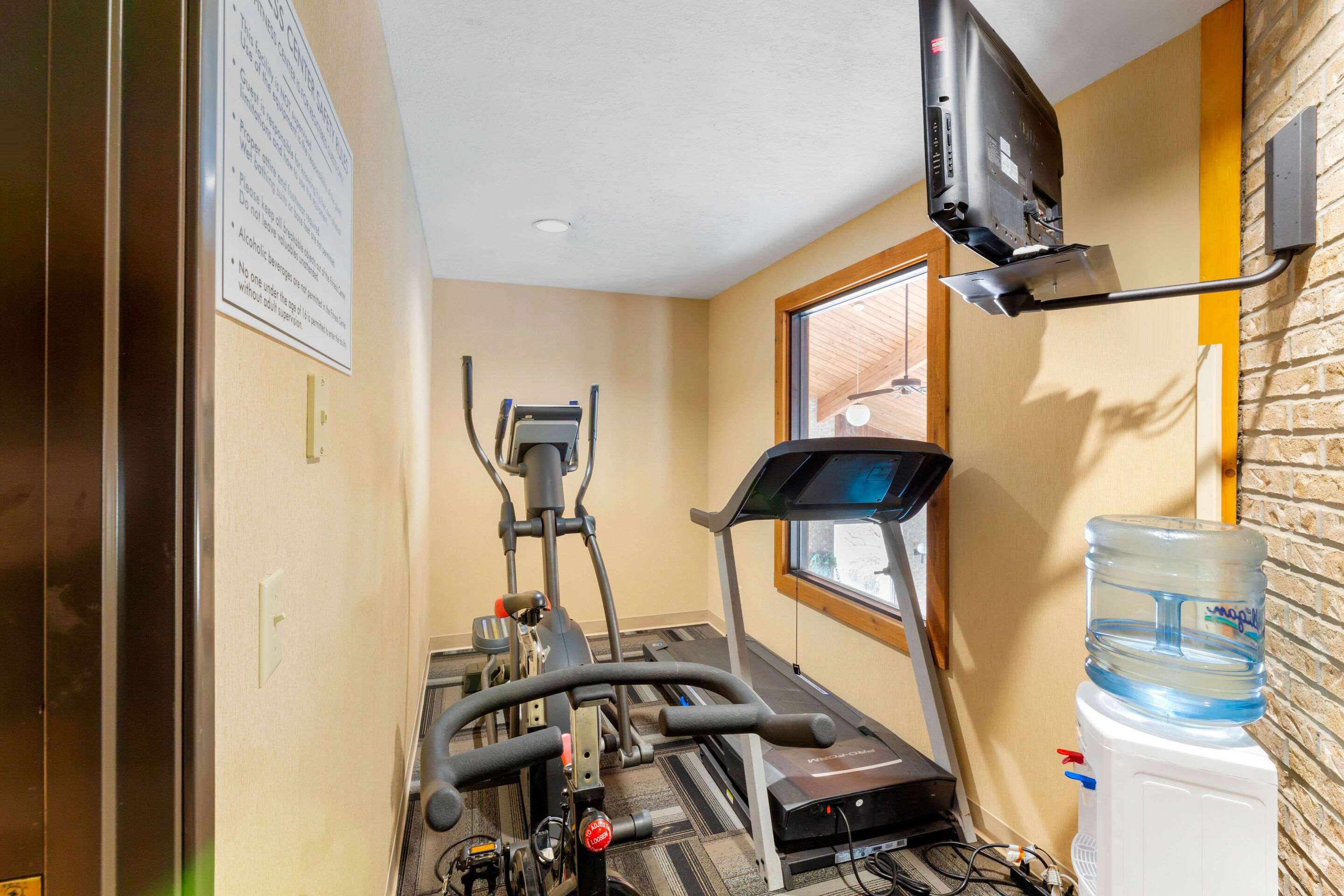 Fitness center | Quality Inn-Wooster