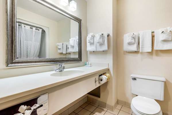  - Quality Inn & Suites Zanesville