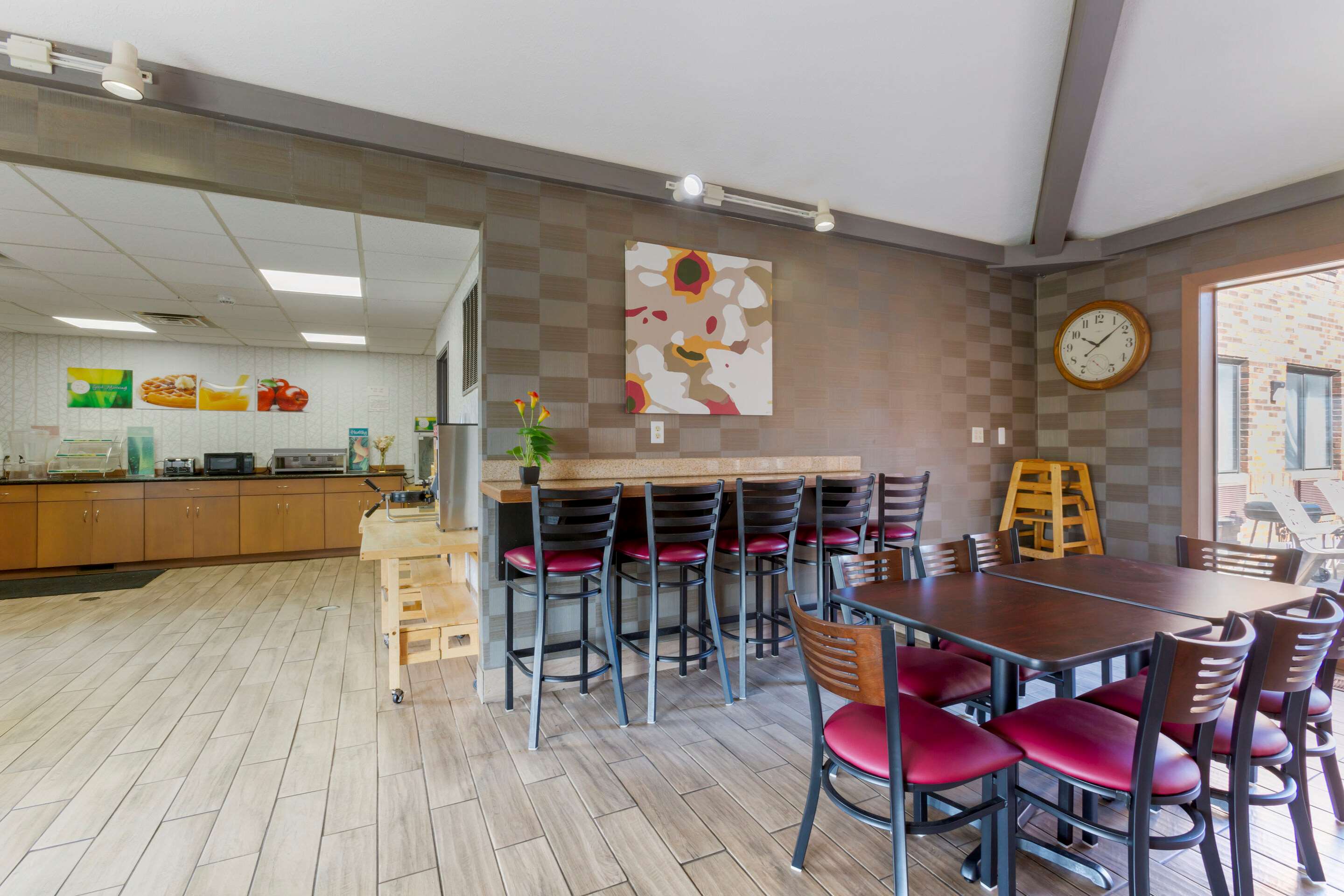 Breakfast area