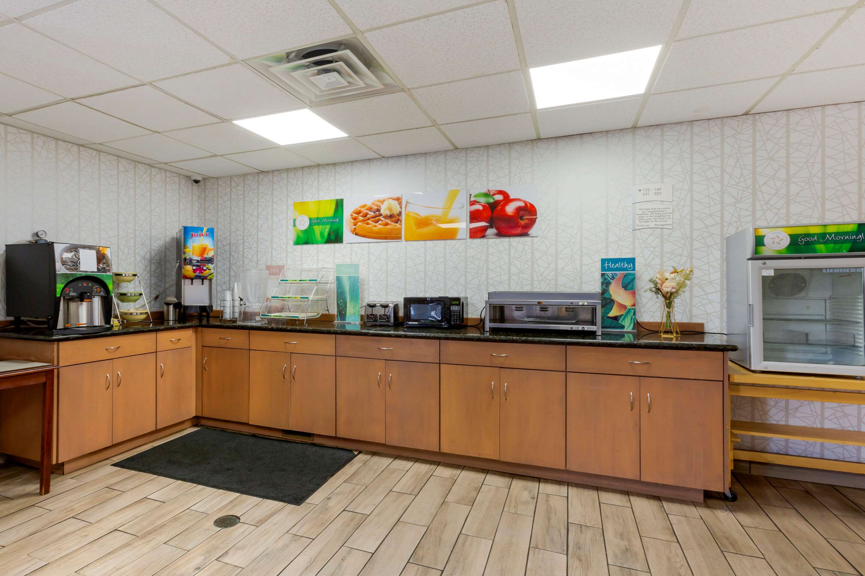 Breakfast counter