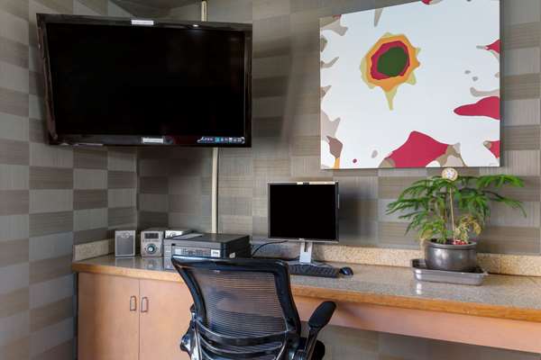 Conference Area - Quality Inn Northeast Toledo