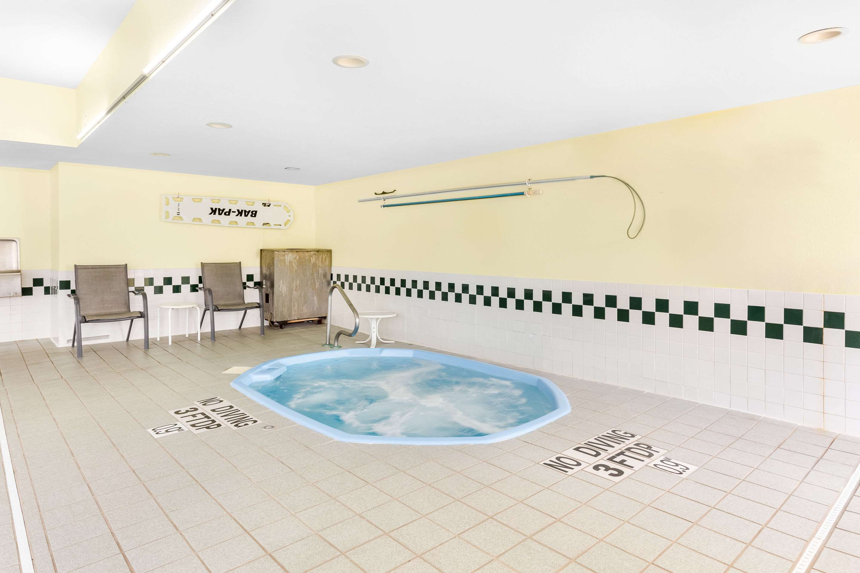 Hot tub | Comfort Inn Marion