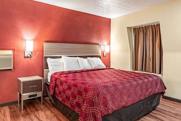  - Econo Lodge Worthington - I-270, Exit 23