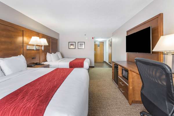  - Comfort Inn Grove City - I-71, Exit 100