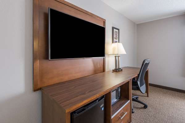  - Comfort Inn Grove City - I-71, Exit 100