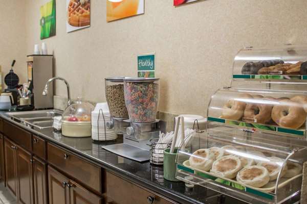Amenities - Quality Inn Brunswick - I-71, Exit 226