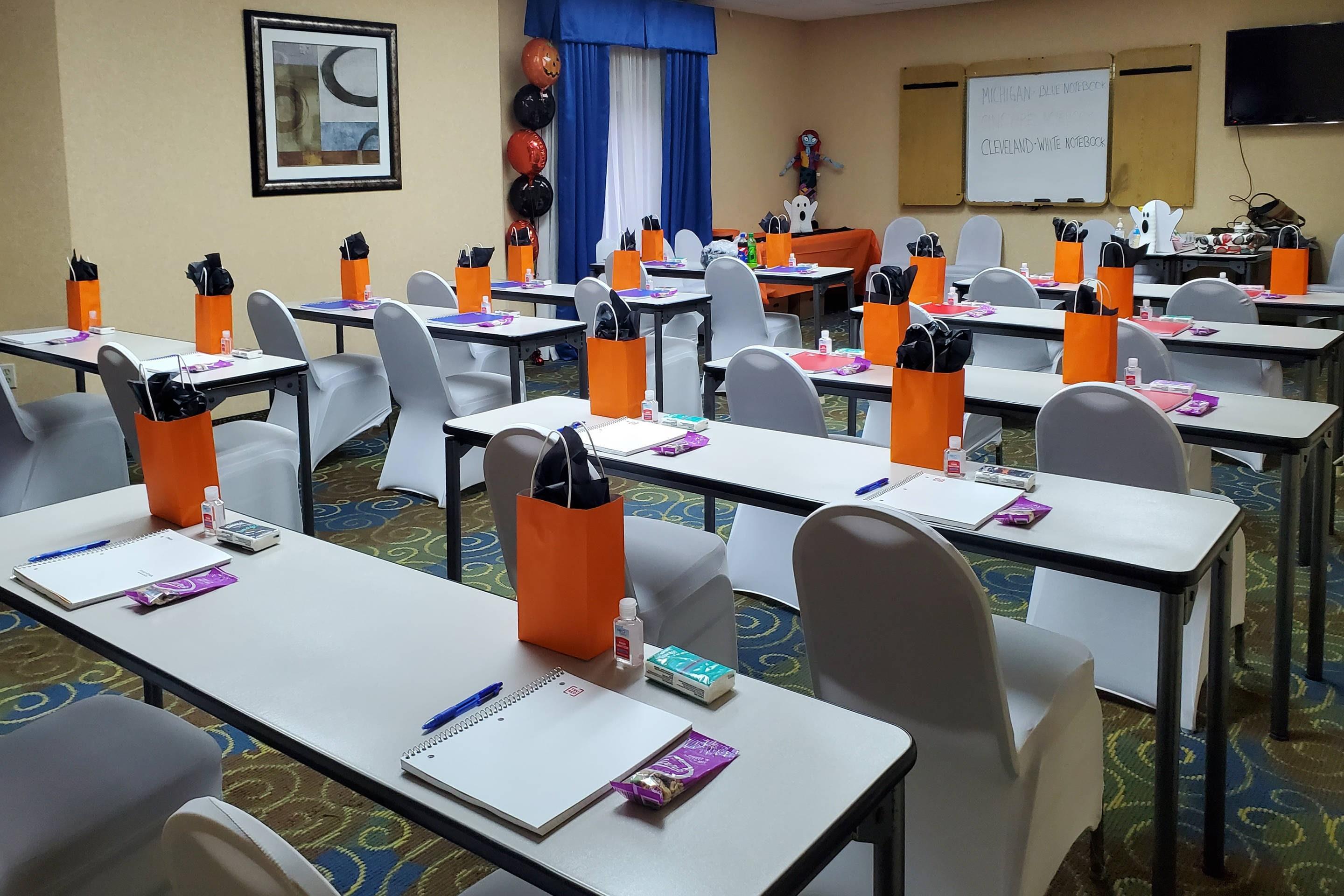 Meeting room | Quality Inn Brunswick Cleveland South