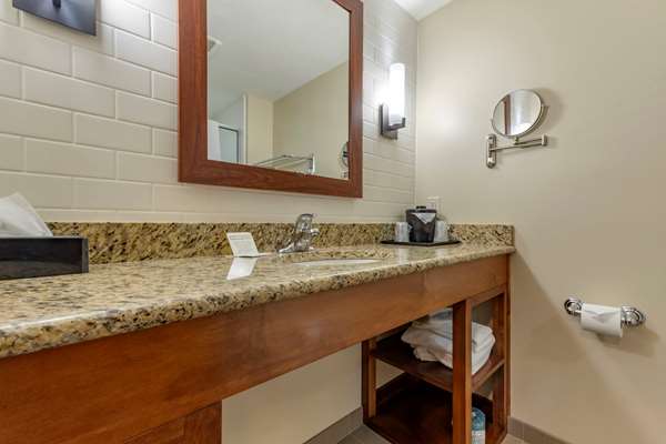  - Quality Inn Dover - I-77, Exit 83