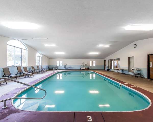 Pool - Quality Inn Wheelersburg