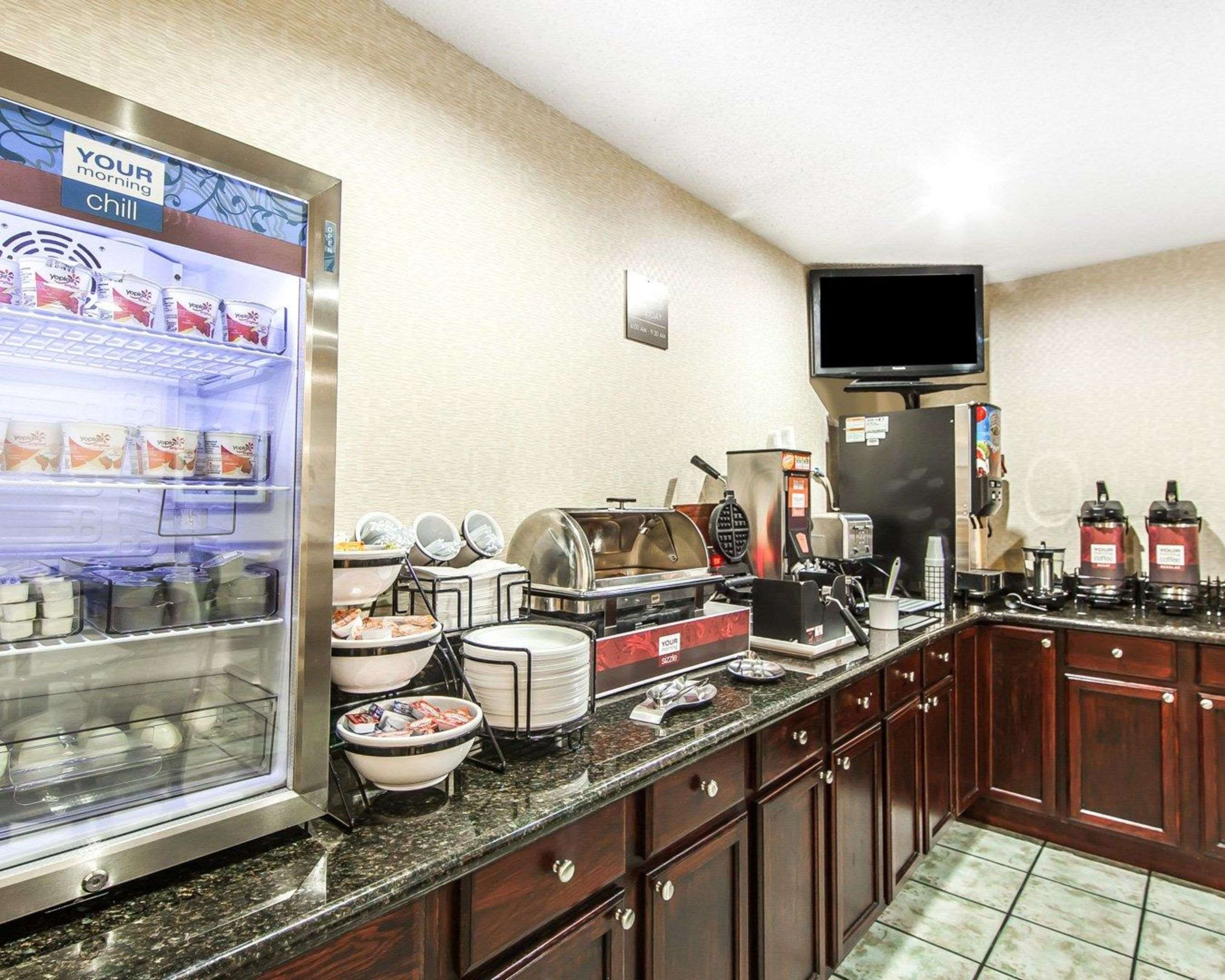 Breakfast counter