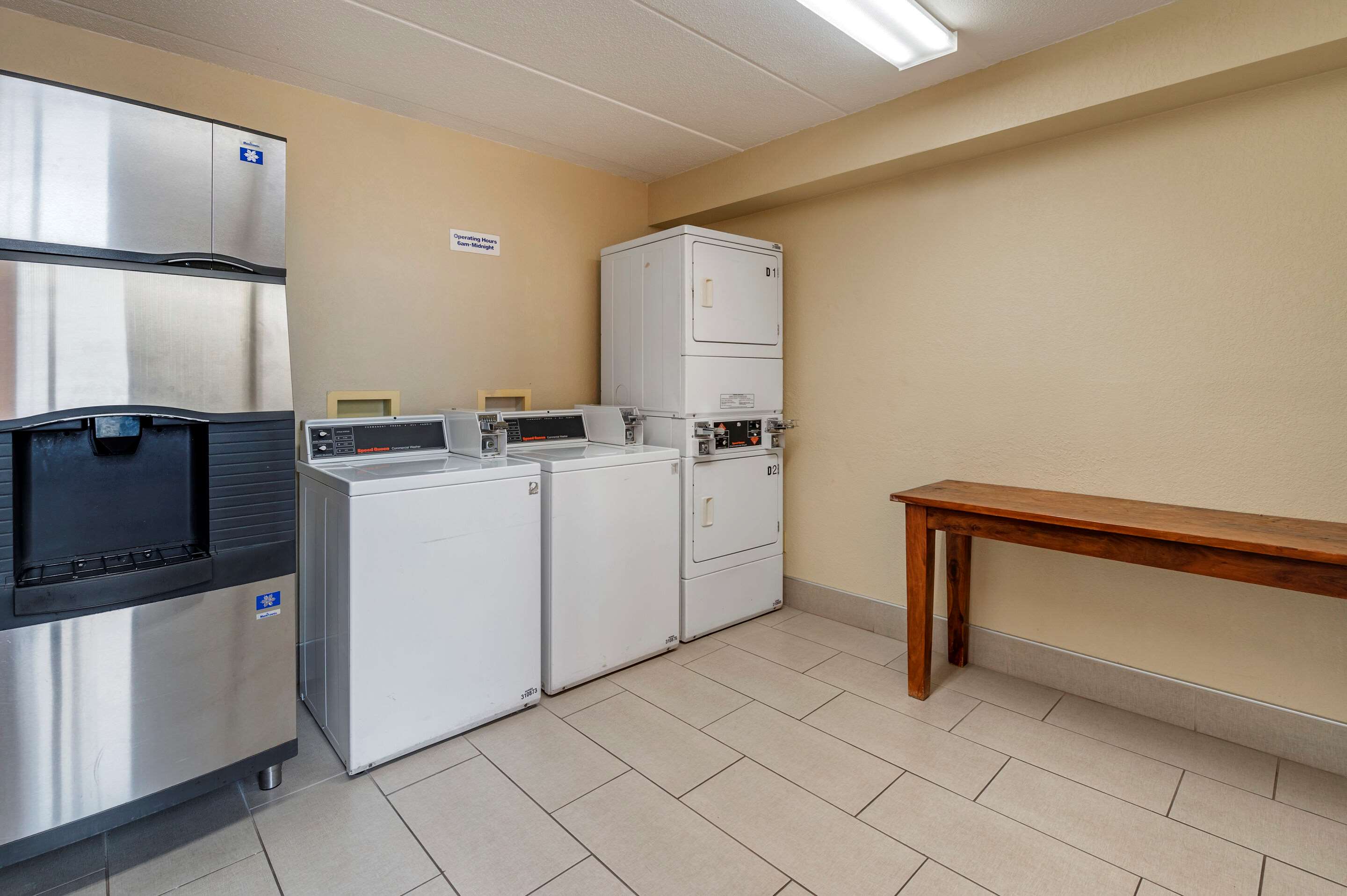 Guest laundry facilities | Comfort Inn Northeast Cincinnati