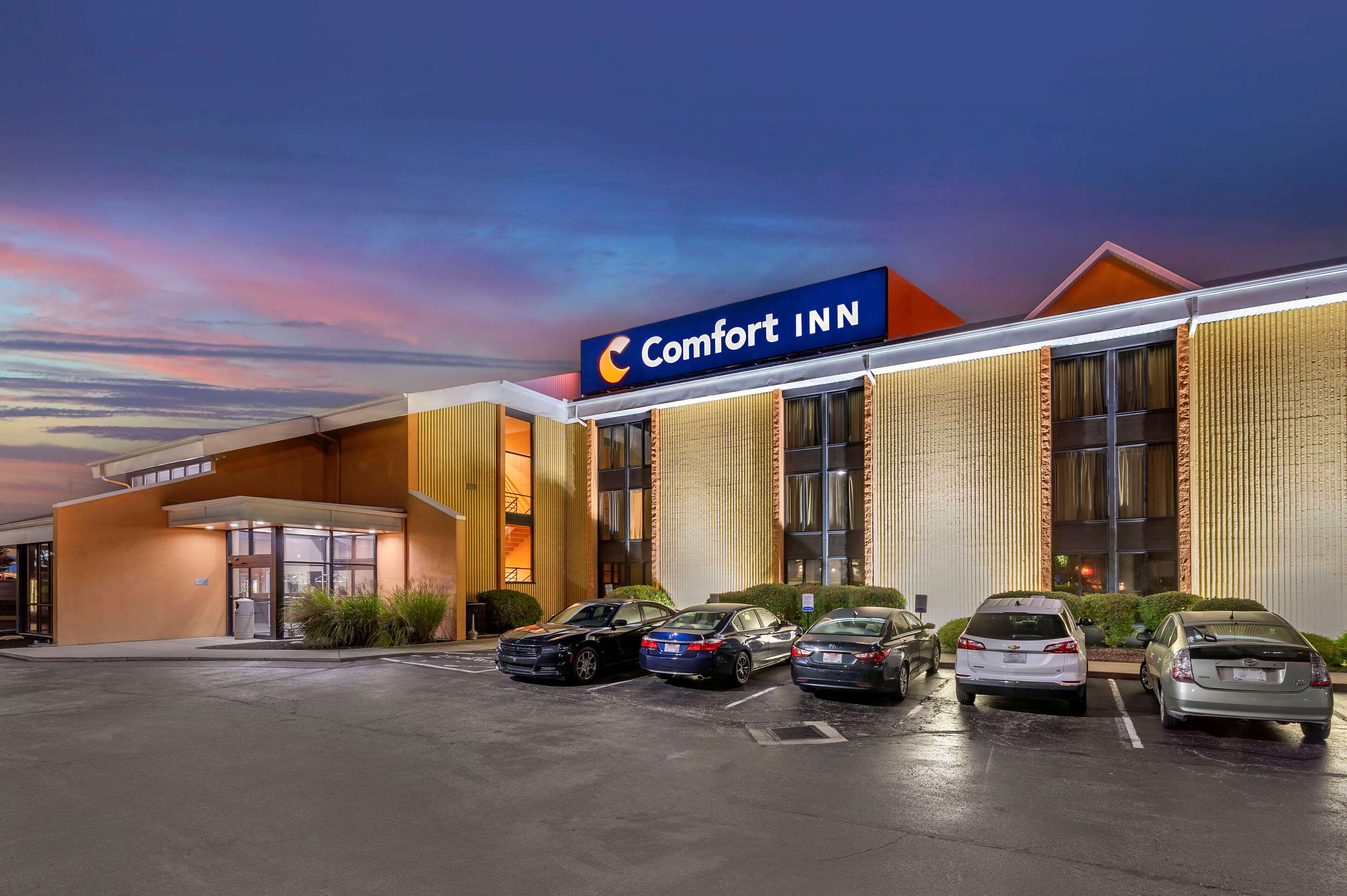 Hotel exterior | Comfort Inn Northeast Cincinnati