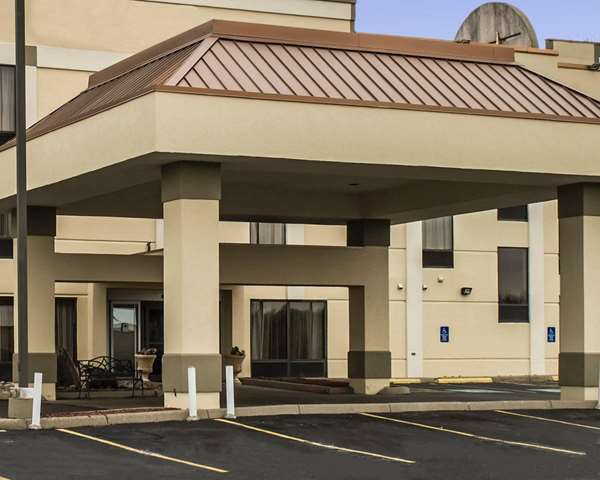 Exterior view - Quality Inn South Akron - I-77, Exit 120