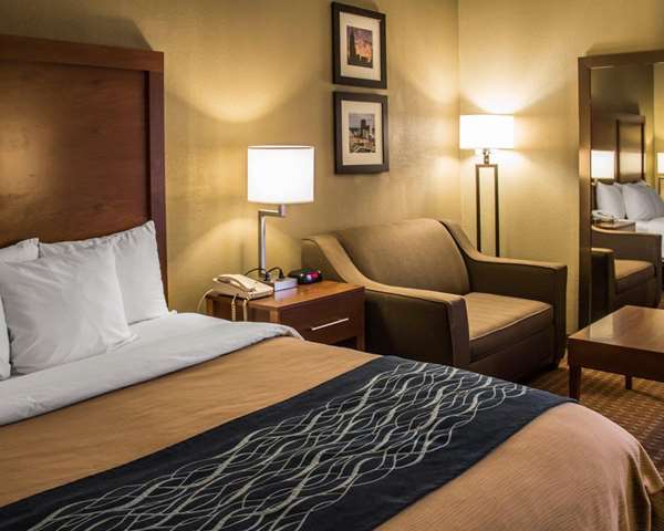  - Quality Inn South Akron - I-77, Exit 120