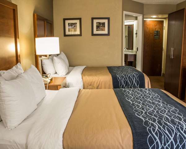 - Quality Inn South Akron - I-77, Exit 120