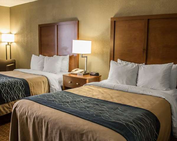  - Quality Inn South Akron - I-77, Exit 120